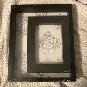 Set of 3 Frames NWT